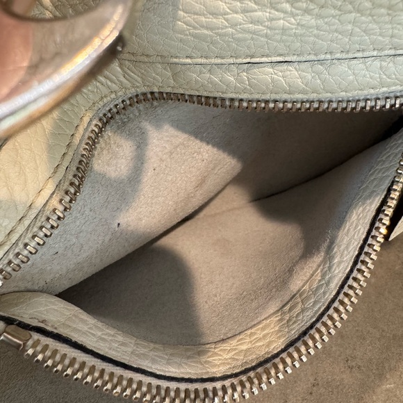 Authentic Valentino Garavani Rockstud pebbled leather bag - Picture 13 of 16